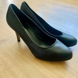 Aldo heels size 7.5